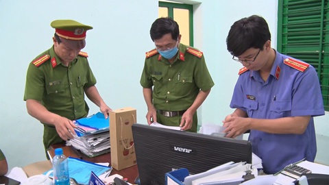 Khởi tố thêm 1 cựu phó chủ tịch huyện Đông Hòa liên quan sai phạm đất đai - Ảnh 1. Khởi tố thêm 1 cựu phó chủ tịch huyện Đông Hòa liên quan sai phạm đất đai - Ảnh 1.