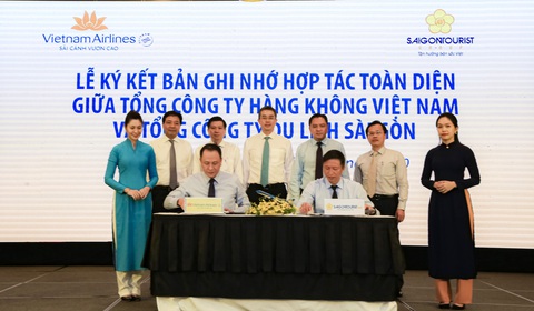 Saigontourist Group và Vietnam Airlines ký kết hợp tác toàn diện - Ảnh 1. Saigontourist Group và Vietnam Airlines ký kết hợp tác toàn diện - Ảnh 1.