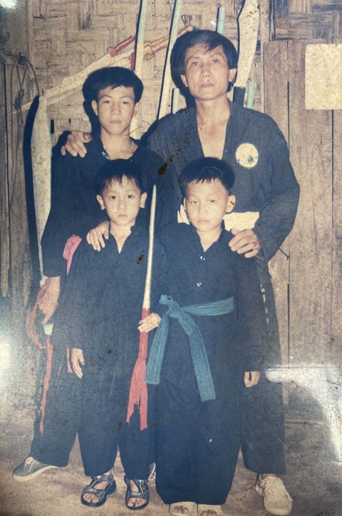 Nguyễn Trần Duy Nhất - Cao thủ sàn Muay Thái - Kỳ 1: Dòng máu võ thuật - Ảnh 3. Nguyễn Trần Duy Nhất - Cao thủ sàn Muay Thái - Kỳ 1: Dòng máu võ thuật - Ảnh 3.