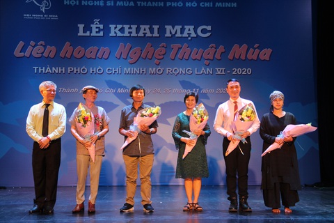 Khai mạc Liên hoan nghệ thuật múa TP.HCM mở rộng lần VI - 2020 - Ảnh 2. Khai mạc Liên hoan nghệ thuật múa TP.HCM mở rộng lần VI - 2020 - Ảnh 2.