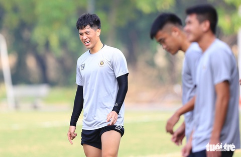 Tân binh Geovane ra mắt, Đình Trọng trở lại tập luyện cùng Hà Nội FC - Ảnh 1. Tân binh Geovane ra mắt, Đình Trọng trở lại tập luyện cùng Hà Nội FC - Ảnh 1.