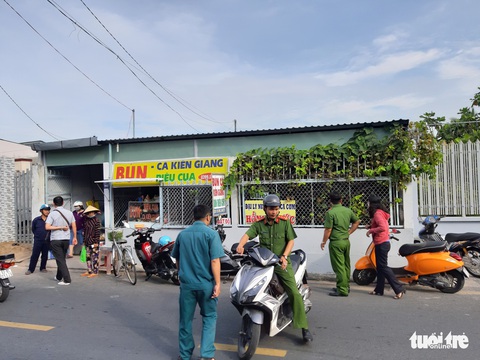 Thiếu niên 13 tuổi bị điện giật chết, nghi do cắt trộm dây điện - Ảnh 2. Thiếu niên 13 tuổi bị điện giật chết, nghi do cắt trộm dây điện - Ảnh 2.