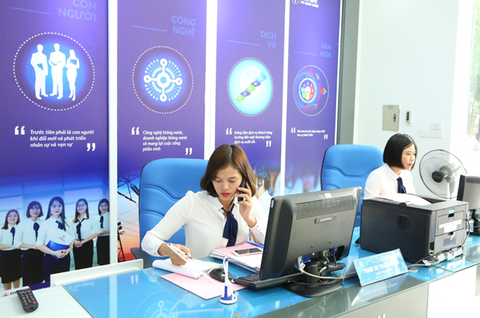 Điện lực Ninh Bình: Một chặng đường giảm tổn thất điện năng - Ảnh 4. Điện lực Ninh Bình: Một chặng đường giảm tổn thất điện năng - Ảnh 4.