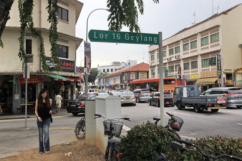 Hồi ký cô gái bán dâm người Singapore: Cuối cùng vẫn mơ ước một gia đình - Ảnh 2. Hồi ký cô gái bán dâm người Singapore: Cuối cùng vẫn mơ ước một gia đình - Ảnh 2.