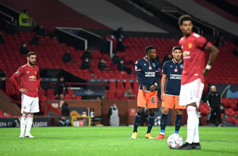 Bruno Fernandes lý giải lý do nhường phạt đền, bỏ qua cơ hội lập hat-trick - Ảnh 1. Bruno Fernandes lý giải lý do nhường phạt đền, bỏ qua cơ hội lập hat-trick - Ảnh 1.