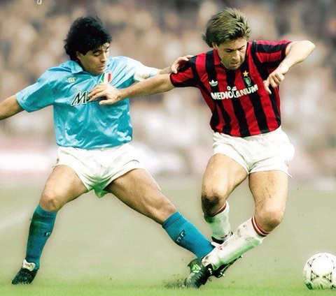 Sự nghiệp vĩ đại của Maradona qua ảnh - Ảnh 10. Sự nghiệp vĩ đại của Maradona qua ảnh - Ảnh 10.