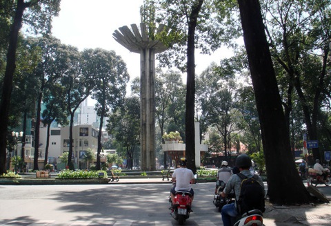 Hồ Con Rùa thành phố đi bộ, đường Nguyễn Thượng Hiền thành phố ăn vặt - Ảnh 1. Hồ Con Rùa thành phố đi bộ, đường Nguyễn Thượng Hiền thành phố ăn vặt - Ảnh 1.