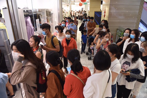 Black Friday: ưu đãi khủng mua hàng online, thanh toán thẻ - Ảnh 2. Black Friday: ưu đãi khủng mua hàng online, thanh toán thẻ - Ảnh 2.
