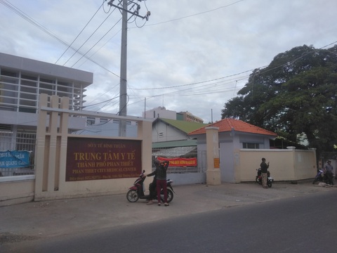 Khởi tố hàng loạt cựu lãnh đạo Trung tâm y tế TP Phan Thiết - Ảnh 1. Khởi tố hàng loạt cựu lãnh đạo Trung tâm y tế TP Phan Thiết - Ảnh 1.