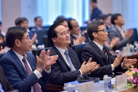Tự chủ đại học: Ai muốn xóa bỏ rào cản, ai muốn an toàn? - Ảnh 1. Tự chủ đại học: Ai muốn xóa bỏ rào cản, ai muốn an toàn? - Ảnh 1.