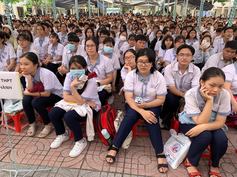 Sáng nay 29-11, tư vấn tuyển sinh, định hướng chọn ngành tại Bình Thuận - Ảnh 1. Sáng nay 29-11, tư vấn tuyển sinh, định hướng chọn ngành tại Bình Thuận - Ảnh 1.