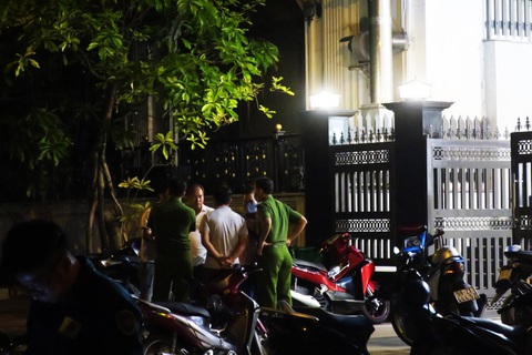 Phát hiện thi thể người trong vali tại khu dân cư sang trọng ở quận 7 - Ảnh 3. Phát hiện thi thể người trong vali tại khu dân cư sang trọng ở quận 7 - Ảnh 3.