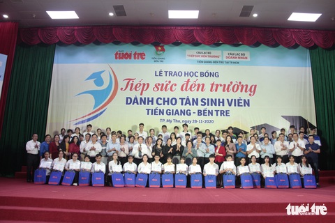 70 tân sinh viên nghèo Tiền Giang, Bến Tre được tiếp sức - Ảnh 7. 70 tân sinh viên nghèo Tiền Giang, Bến Tre được tiếp sức - Ảnh 7.