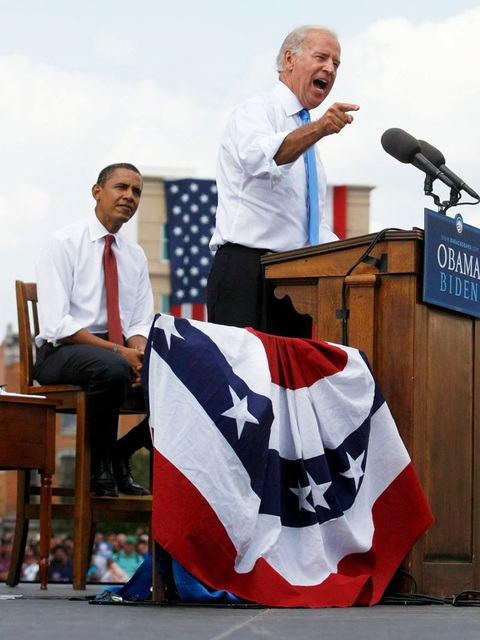Xem ảnh Trump - Biden từ trai trẻ đến khi đối đầu trên vũ đài chính trị - Ảnh 11. Xem ảnh Trump - Biden từ trai trẻ đến khi đối đầu trên vũ đài chính trị - Ảnh 11.