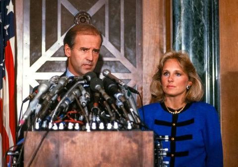 Xem ảnh Trump - Biden từ trai trẻ đến khi đối đầu trên vũ đài chính trị - Ảnh 7. Xem ảnh Trump - Biden từ trai trẻ đến khi đối đầu trên vũ đài chính trị - Ảnh 7.