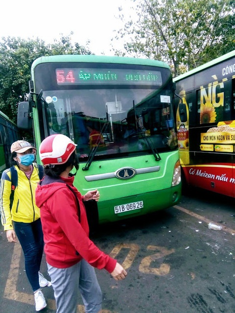 Xe buýt chưa hiệu quả - Ảnh 1. Xe buýt chưa hiệu quả - Ảnh 1.