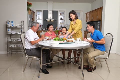Qui Phúc đạt Thương hiệu Quốc gia Việt Nam năm 2020 - Ảnh 2. Qui Phúc đạt Thương hiệu Quốc gia Việt Nam năm 2020 - Ảnh 2.
