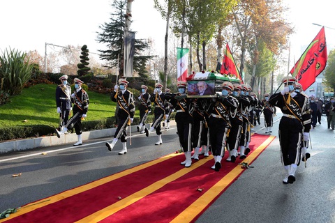 Nhà khoa học hạt nhân Iran nghi bị giết bằng súng máy điều khiển từ xa - Ảnh 2. Nhà khoa học hạt nhân Iran nghi bị giết bằng súng máy điều khiển từ xa - Ảnh 2.