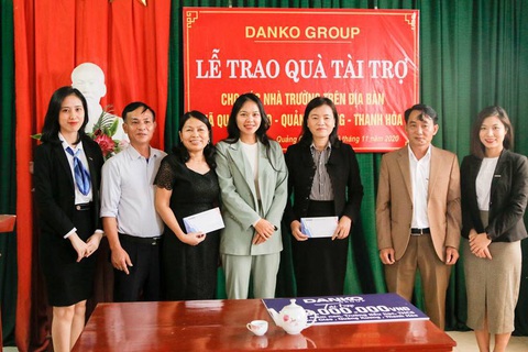 Danko Group trao Quỹ học bổng Danko cho các trường tại xã Quảng Giao, tỉnh Thanh Hóa - Ảnh 8. Danko Group trao Quỹ học bổng Danko cho các trường tại xã Quảng Giao, tỉnh Thanh Hóa - Ảnh 8.