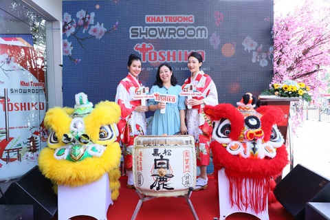Toshiko đạt doanh số kỷ lục trong ngày khai trương - Ảnh 1. Toshiko đạt doanh số kỷ lục trong ngày khai trương - Ảnh 1.