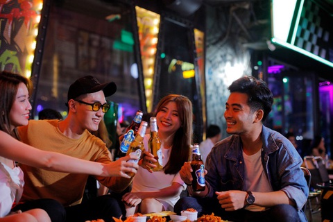 Vị bia 88 năm không đổi, chinh phục hàng triệu ‘tín đồ’ - Ảnh 3. Vị bia 88 năm không đổi, chinh phục hàng triệu ‘tín đồ’ - Ảnh 3.
