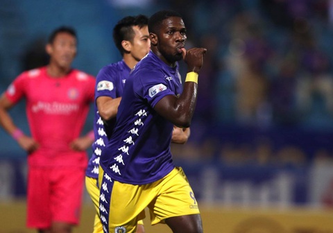 Thắng CLB Sài Gòn 4-2, CLB Hà Nội nuôi hi vọng đua vô địch - Ảnh 1. Thắng CLB Sài Gòn 4-2, CLB Hà Nội nuôi hi vọng đua vô địch - Ảnh 1.