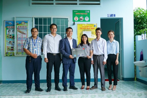 Tập đoàn LS nâng cấp phòng y tế cho 17 trường tiểu học - Ảnh 1. Tập đoàn LS nâng cấp phòng y tế cho 17 trường tiểu học - Ảnh 1.