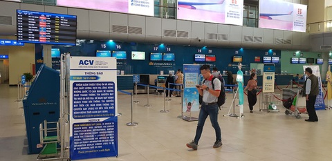 Sân bay Cam Ranh ngừng phát thanh thông báo chuyến bay từ ngày 16-11 - Ảnh 1. Sân bay Cam Ranh ngừng phát thanh thông báo chuyến bay từ ngày 16-11 - Ảnh 1.