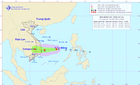 Bão số 12 đang tiến đến biển Phú Yên - Ninh Thuận, chiều nay 9-11 miền Trung mưa lớn - Ảnh 1. Bão số 12 đang tiến đến biển Phú Yên - Ninh Thuận, chiều nay 9-11 miền Trung mưa lớn - Ảnh 1.