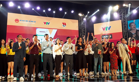 Nhà báo Lại Văn Sâm: Tôi cảm nhận không khí SV 96 quay trở lại - Ảnh 1. Nhà báo Lại Văn Sâm: Tôi cảm nhận không khí SV 96 quay trở lại - Ảnh 1.