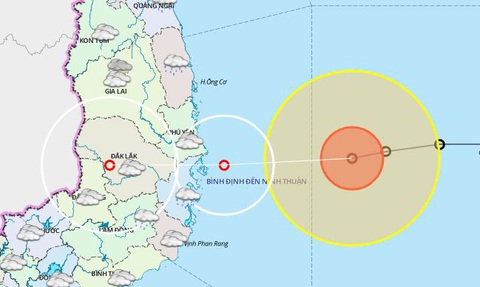 Bão 12 đang lao nhanh về vùng biển Bình Định đến Ninh Thuận - Ảnh 1. Bão 12 đang lao nhanh về vùng biển Bình Định đến Ninh Thuận - Ảnh 1.