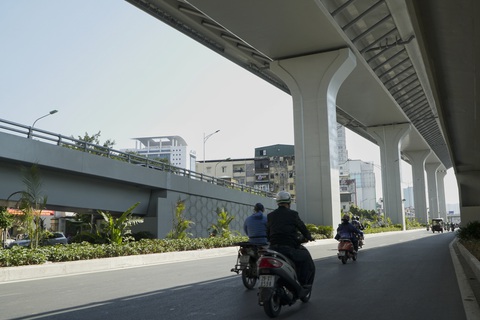 Hà Nội thông xe đường vành đai 2 trên cao, đoạn Ngã Tư Vọng - Ngã Tư Sở - Ảnh 8. Hà Nội thông xe đường vành đai 2 trên cao, đoạn Ngã Tư Vọng - Ngã Tư Sở - Ảnh 8.