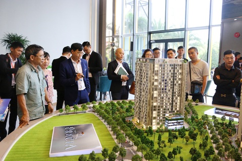 Điều gì khiến nhà đầu tư và người mua ở đổ về quận 2 ‘săn’ căn hộ? - Ảnh 1. Điều gì khiến nhà đầu tư và người mua ở đổ về quận 2 ‘săn’ căn hộ? - Ảnh 1.