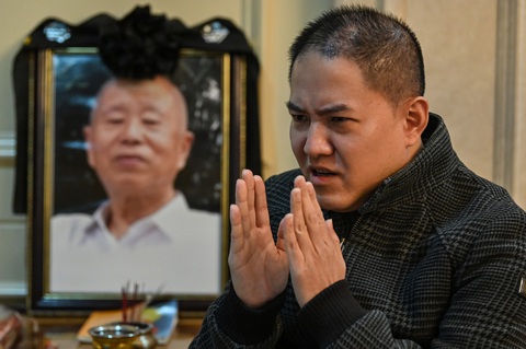 Những người Vũ Hán đi kiện chính quyền vì giấu dịch - Ảnh 1. Những người Vũ Hán đi kiện chính quyền vì giấu dịch - Ảnh 1.