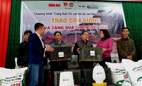 Trao sinh kế cho người dân vùng lũ Quảng Bình - Ảnh 2. Trao sinh kế cho người dân vùng lũ Quảng Bình - Ảnh 2.