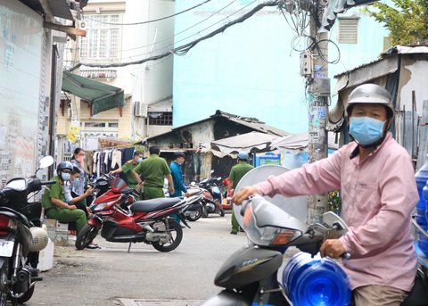 Cấp tốc truy vết F1, F2 - Ảnh 2. Cấp tốc truy vết F1, F2 - Ảnh 2.