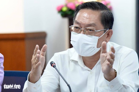 Cơ quan chức năng TP.HCM nói gì về vụ nam tiếp viên lây bệnh cho 3 người? - Ảnh 1. Cơ quan chức năng TP.HCM nói gì về vụ nam tiếp viên lây bệnh cho 3 người? - Ảnh 1.