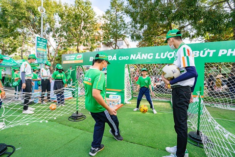 ‘Năng động Việt Nam’ tiếp tục truyền lửa thể thao đến trẻ em Đồng bằng sông Cửu Long - Ảnh 3. ‘Năng động Việt Nam’ tiếp tục truyền lửa thể thao đến trẻ em Đồng bằng sông Cửu Long - Ảnh 3.