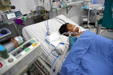Nhiều ca sốc sốt xuất huyết - Ảnh 1. Nhiều ca sốc sốt xuất huyết - Ảnh 1.