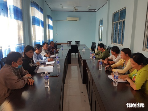 Đề xuất cảnh cáo hiệu trưởng liên quan vụ nữ sinh tự tử - Ảnh 1. Đề xuất cảnh cáo hiệu trưởng liên quan vụ nữ sinh tự tử - Ảnh 1.