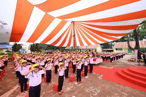 Khởi động dự án Đến trường an toàn - Ảnh 2. Khởi động dự án Đến trường an toàn - Ảnh 2.