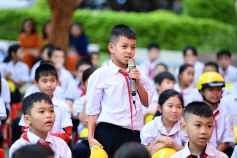 Khởi động dự án Đến trường an toàn - Ảnh 3. Khởi động dự án Đến trường an toàn - Ảnh 3.