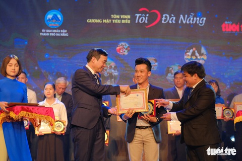 Tôi yêu Đà Nẵng: hành trình 4 năm tôn vinh người tử tế - Ảnh 5. Tôi yêu Đà Nẵng: hành trình 4 năm tôn vinh người tử tế - Ảnh 5.