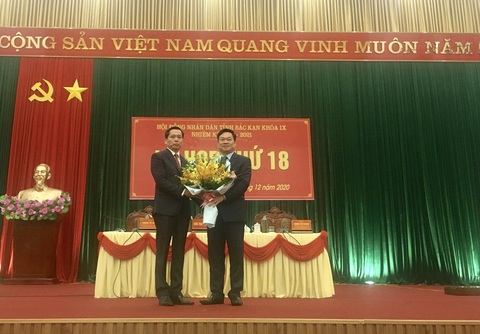 Bắc Kạn có chủ tịch UBND và chủ tịch HĐND tỉnh mới - Ảnh 1. Bắc Kạn có chủ tịch UBND và chủ tịch HĐND tỉnh mới - Ảnh 1.