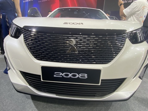 Thaco giới thiệu mẫu xe SUV Peugeot 2008 giá chỉ từ 739 triệu đồng - Ảnh 3. Thaco giới thiệu mẫu xe SUV Peugeot 2008 giá chỉ từ 739 triệu đồng - Ảnh 3.