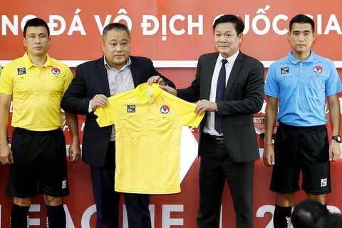 Nhà vô địch V-League 2021 được thưởng 3 tỉ đồng - Ảnh 2. Nhà vô địch V-League 2021 được thưởng 3 tỉ đồng - Ảnh 2.