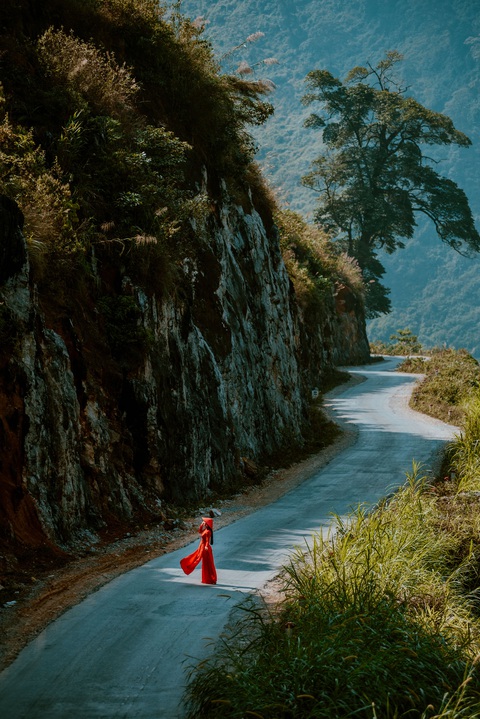 Cao nguyên đá Đồng Văn rực rỡ sắc hoa tam giác mạch - Ảnh 2. Cao nguyên đá Đồng Văn rực rỡ sắc hoa tam giác mạch - Ảnh 2.