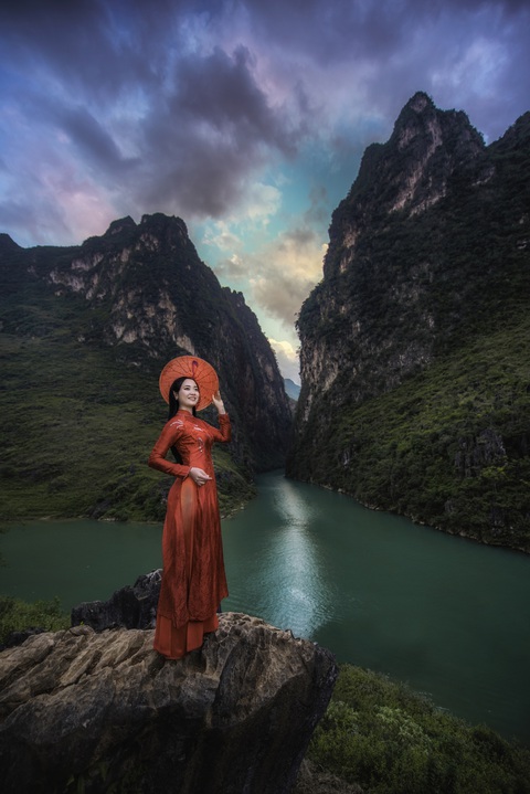 Cao nguyên đá Đồng Văn rực rỡ sắc hoa tam giác mạch - Ảnh 14. Cao nguyên đá Đồng Văn rực rỡ sắc hoa tam giác mạch - Ảnh 14.