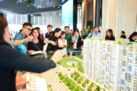 Giới chuyên gia mách nước đầu tư bất động sản với 300 triệu - Ảnh 1. Giới chuyên gia mách nước đầu tư bất động sản với 300 triệu - Ảnh 1.