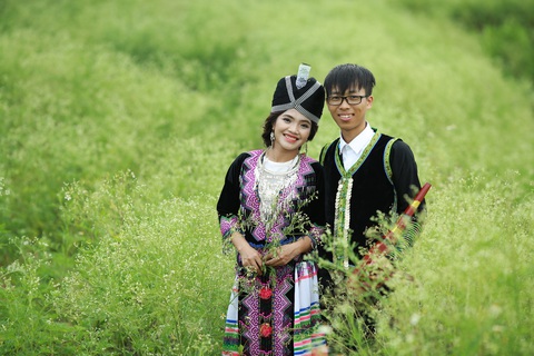 Happy chip đến với đồng bào vùng cao - Ảnh 1. Happy chip đến với đồng bào vùng cao - Ảnh 1.